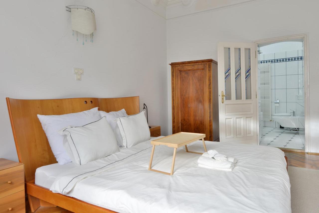 Buda House 9